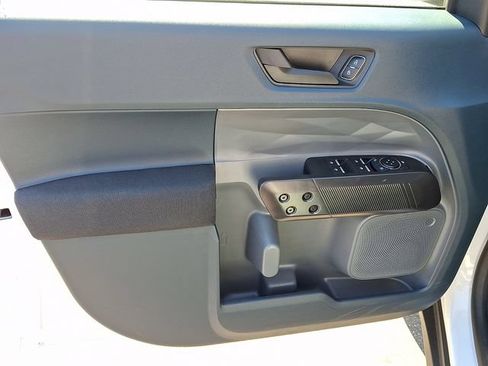 Used 2026 Ford Maverick XL AWD/4WD image 9