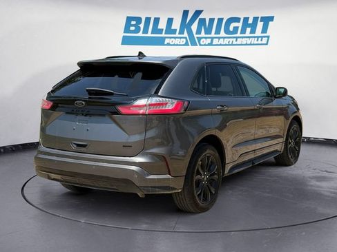 Used 2023 Ford Edge SE w/ Black Appearance Package AWD/4WD image 5