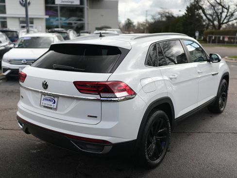 Used 2022 Volkswagen Atlas Cross Sport SE AWD/4WD image 7