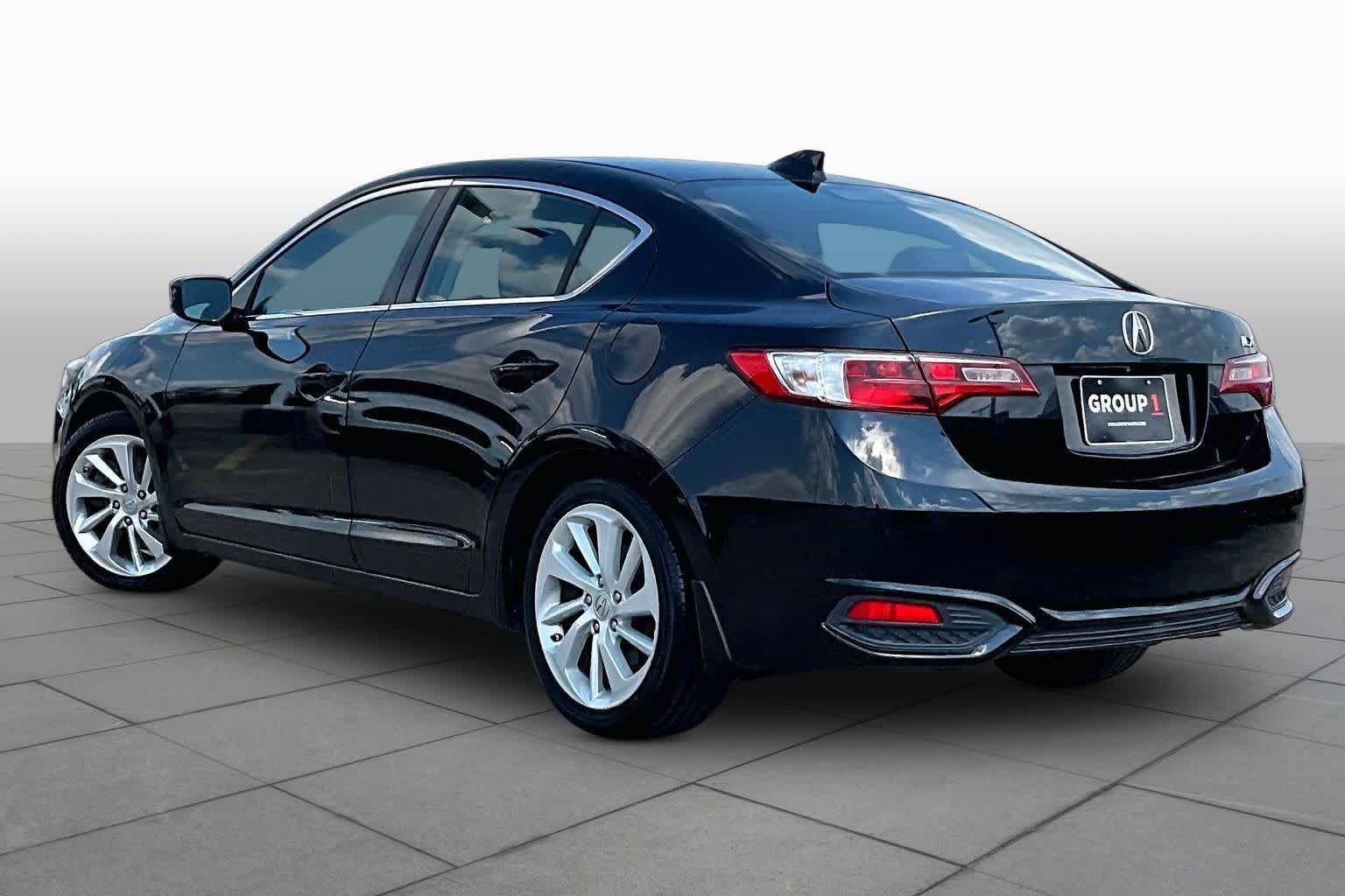 Used 2016 Acura ILX w/ Premium Package FWD image 12