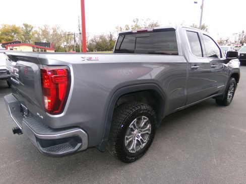 Used 2021 GMC Sierra 1500 SLE image 3