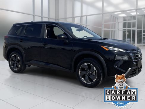 Used 2025 Nissan Rogue SV FWD image 8