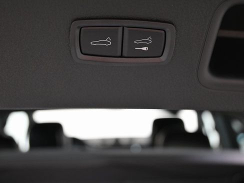 New 2026 Porsche Macan image 30