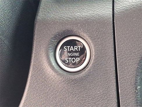 Used 2023 Nissan Frontier PRO-4X w/ Pro-4X Premium Package image 24