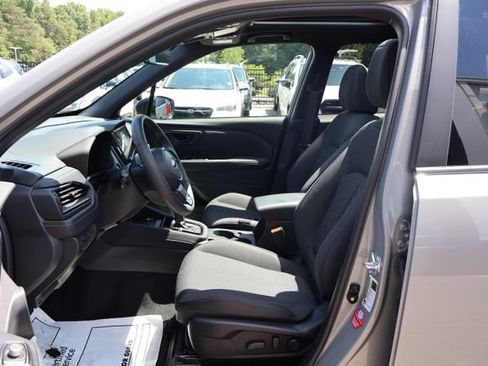 Certified 2025 Subaru Forester Premium AWD/4WD image 18
