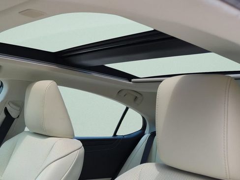 Used 2022 Lexus ES 350 w/ Premium Package FWD image 16