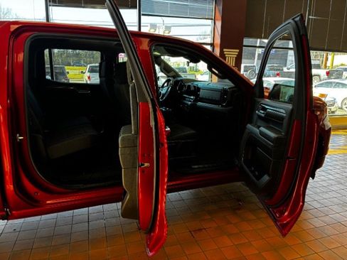 Used 2023 Chevrolet Silverado 1500 RST image 34