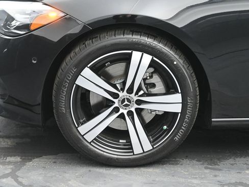 New 2025 Mercedes-Benz C 300 4MATIC Sedan image 29