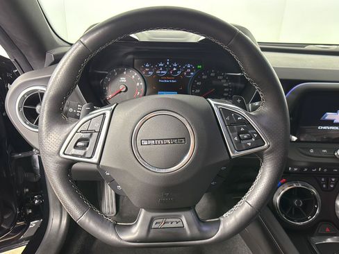 Used 2017 Chevrolet Camaro SS RWD image 23