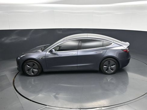 Used 2020 Tesla Model 3 Long Range AWD/4WD image 38