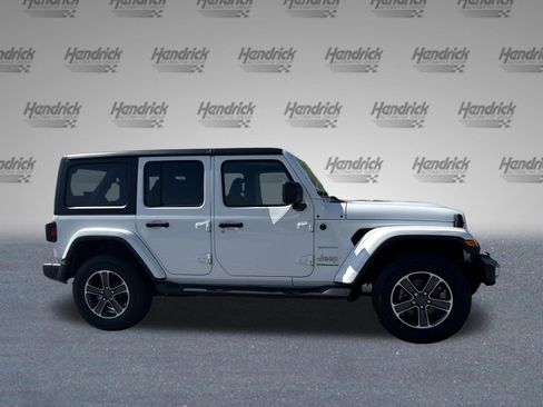 Used 2023 Jeep Wrangler Sahara image 10