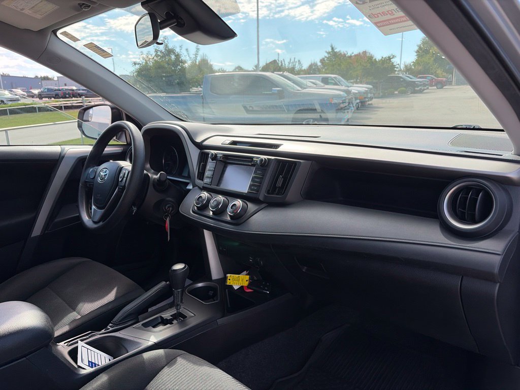 Used 2017 Toyota RAV4 LE w/ All Weather Liner Package AWD/4WD image 23