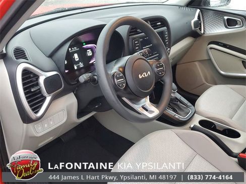 Certified 2025 Kia Soul LX image 10