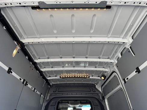 New 2025 Mercedes-Benz Sprinter 2500 image 13
