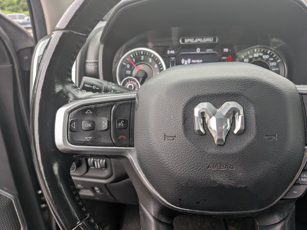 Used 2022 RAM 1500 Laramie AWD/4WD image 13