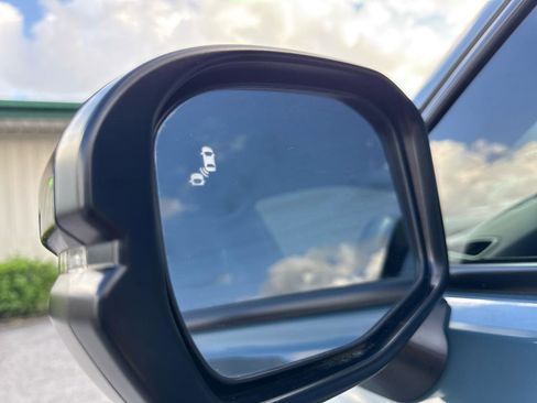 Used 2025 Honda HR-V Sport image 36