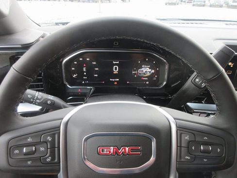 New 2026 GMC Sierra 3500 SLT w/ SLT Convenience Package AWD/4WD image 19