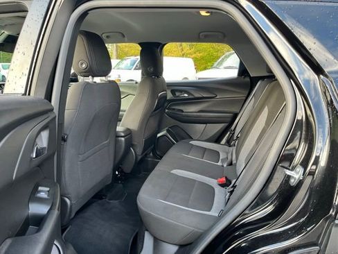 Used 2023 Chevrolet TrailBlazer LT FWD image 17