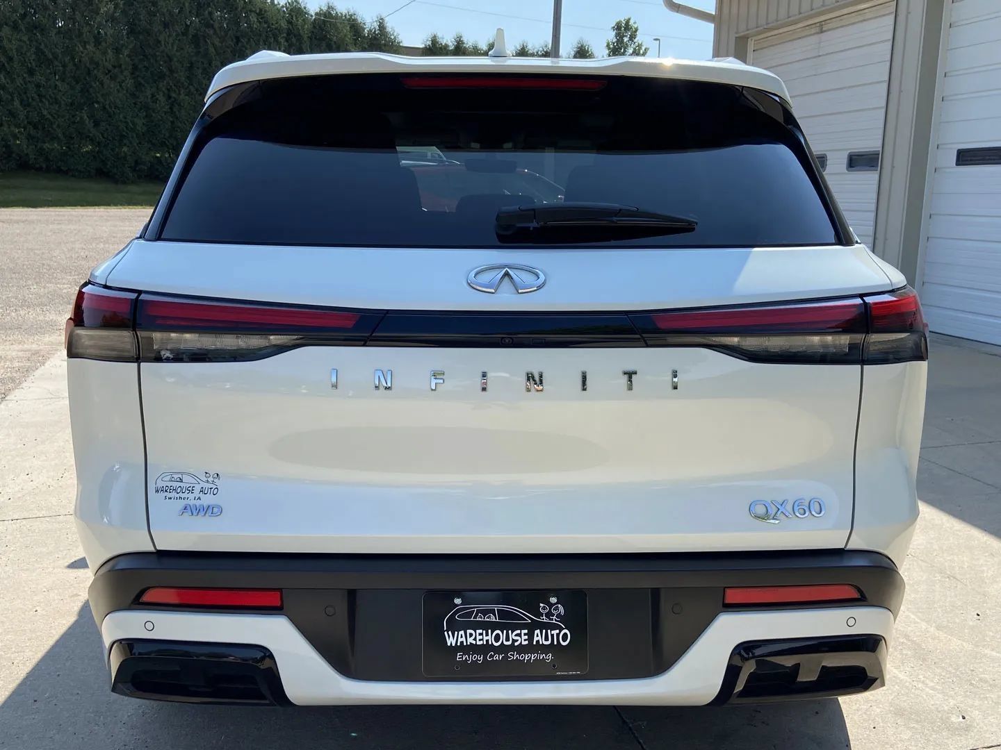 Used 2023 INFINITI QX60 Luxe AWD/4WD image 6