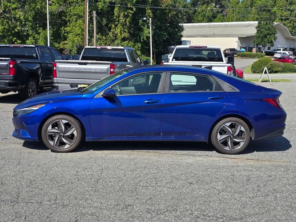 Used 2023 Hyundai Elantra SEL w/ Convenience Package FWD image 23