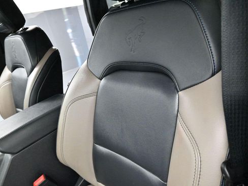 Used 2024 Ford Bronco Wildtrak AWD/4WD image 15