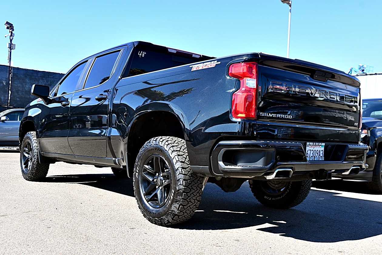 Used 2020 Chevrolet Silverado 1500 LT Trail Boss AWD/4WD image 5