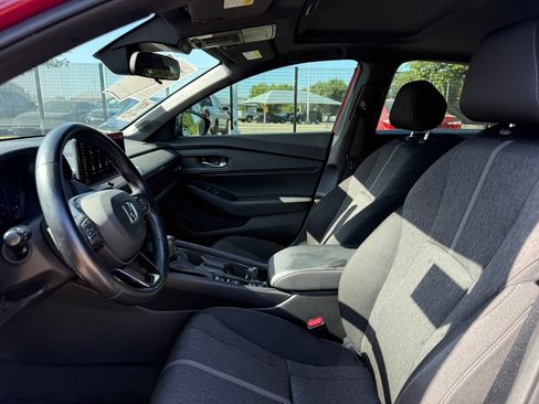 Used 2023 Honda Accord Sport image 9