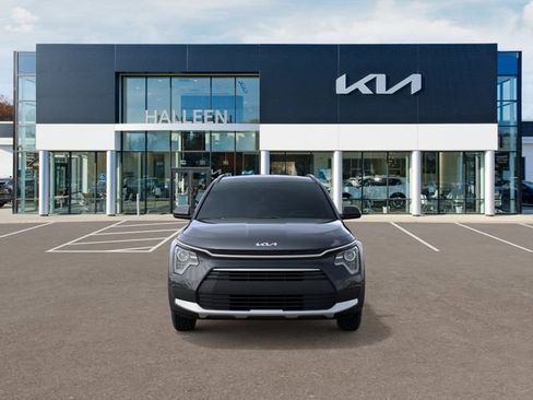 New 2026 Kia Niro LX FWD image 2