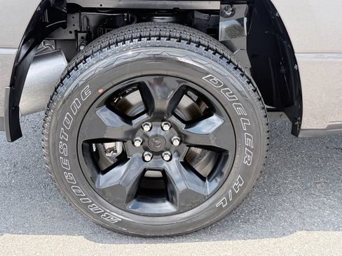 Used 2024 RAM 1500 Tradesman w/ Night Edition RWD image 32