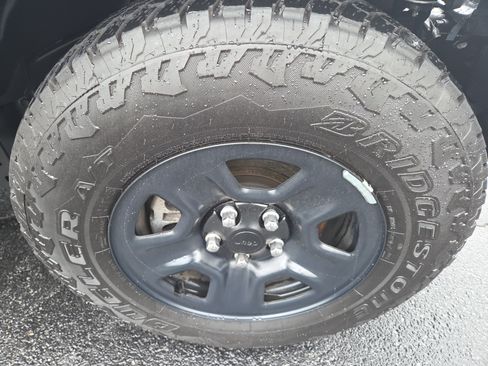 Used 2024 Jeep Wrangler Sport AWD/4WD image 10