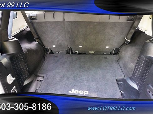 Used 2015 Jeep Wrangler Unlimited Sport w/ Quick Order Package 24S AWD/4WD image 16