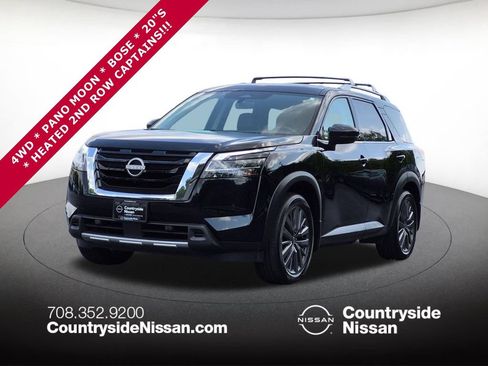 Used 2024 Nissan Pathfinder SL w/ SL Premium Package AWD/4WD image 1