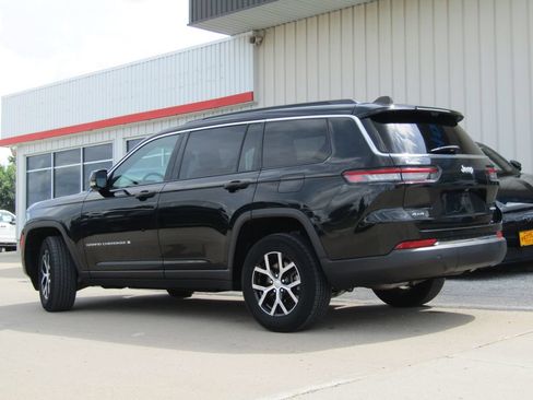 Used 2024 Jeep Grand Cherokee L Limited w/ Luxury Tech Group II AWD/4WD image 10