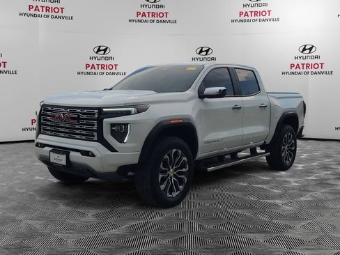 Used 2023 GMC Canyon Denali AWD/4WD image 7