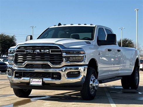 New 2026 RAM 3500 Tradesman w/ Chrome Appearance Group image 3