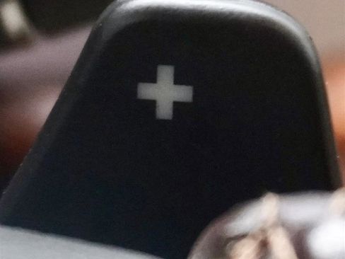 Used 2009 Jaguar XF Luxury image 25