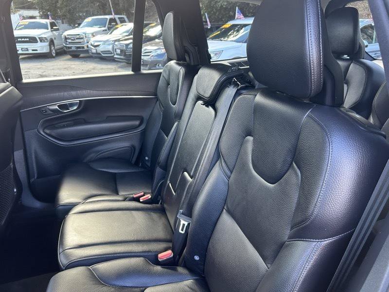 Used 2020 Volvo XC90 T6 Momentum AWD/4WD image 13