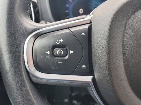 Certified 2023 Volvo XC60 B5 Core w/ Climate Package image 19