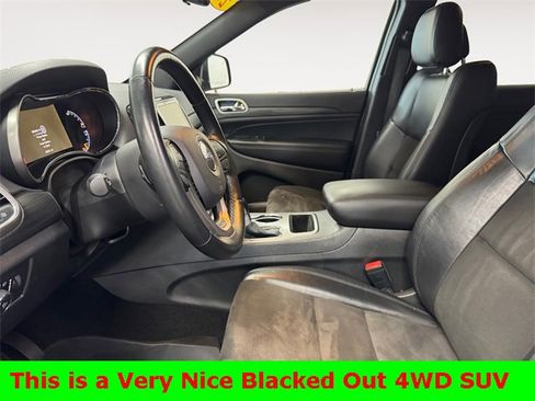 Used 2021 Jeep Grand Cherokee Laredo X image 5