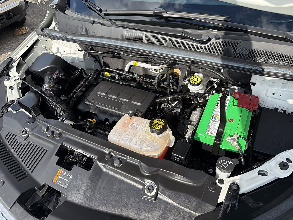 Used 2021 Buick Encore Preferred FWD image 26