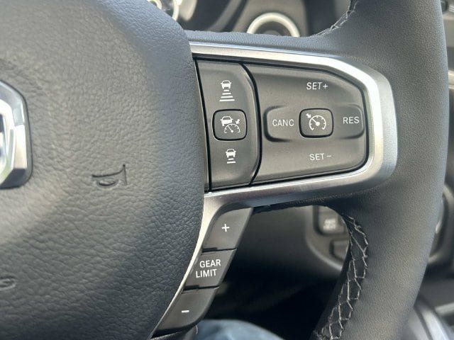 New 2026 RAM 1500 Big Horn AWD/4WD image 9