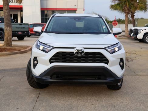 Used 2025 Toyota RAV4 XLE Premium image 24