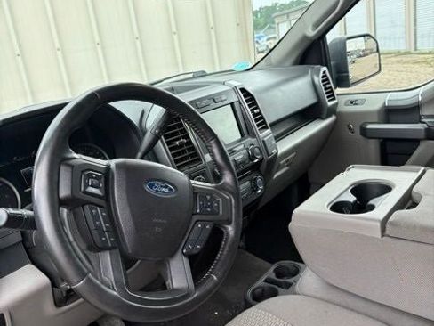 Used 2018 Ford F150 XLT w/ Equipment Group 302A Luxury AWD/4WD image 10