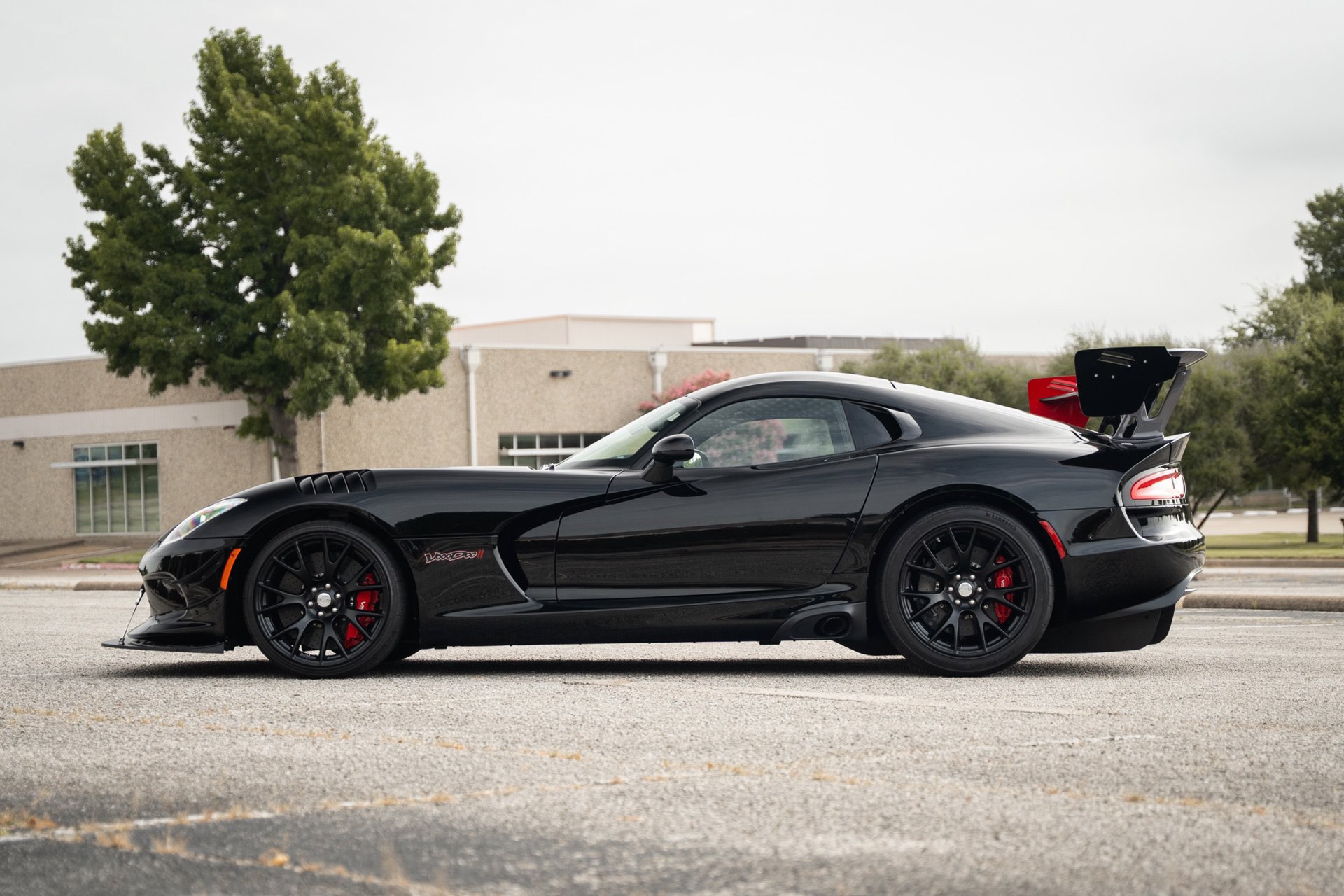 Used 2017 Dodge Viper GTC w/ ACR Package RWD image 8