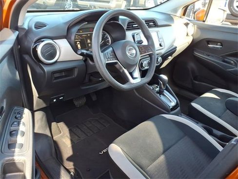 Used 2020 Nissan Versa SV image 17