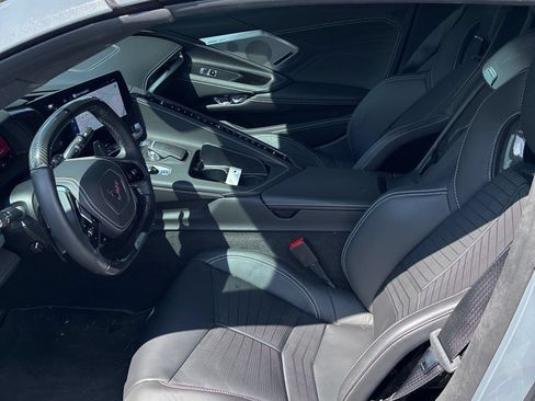 Used 2024 Chevrolet Corvette Z06 RWD image 15