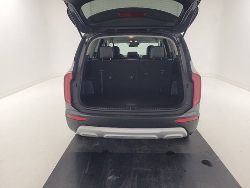 Used 2021 Kia Telluride LX AWD/4WD image 29