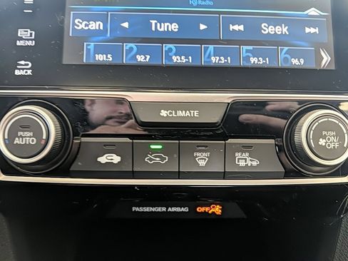 Used 2018 Honda Civic EX image 19