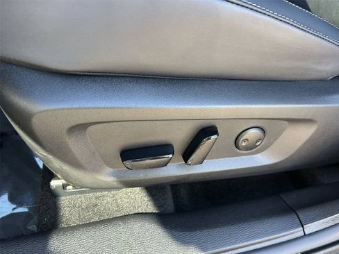 New 2026 Nissan Rogue SL AWD/4WD image 9