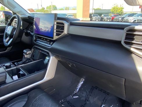 Used 2022 Toyota Tundra Limited image 17